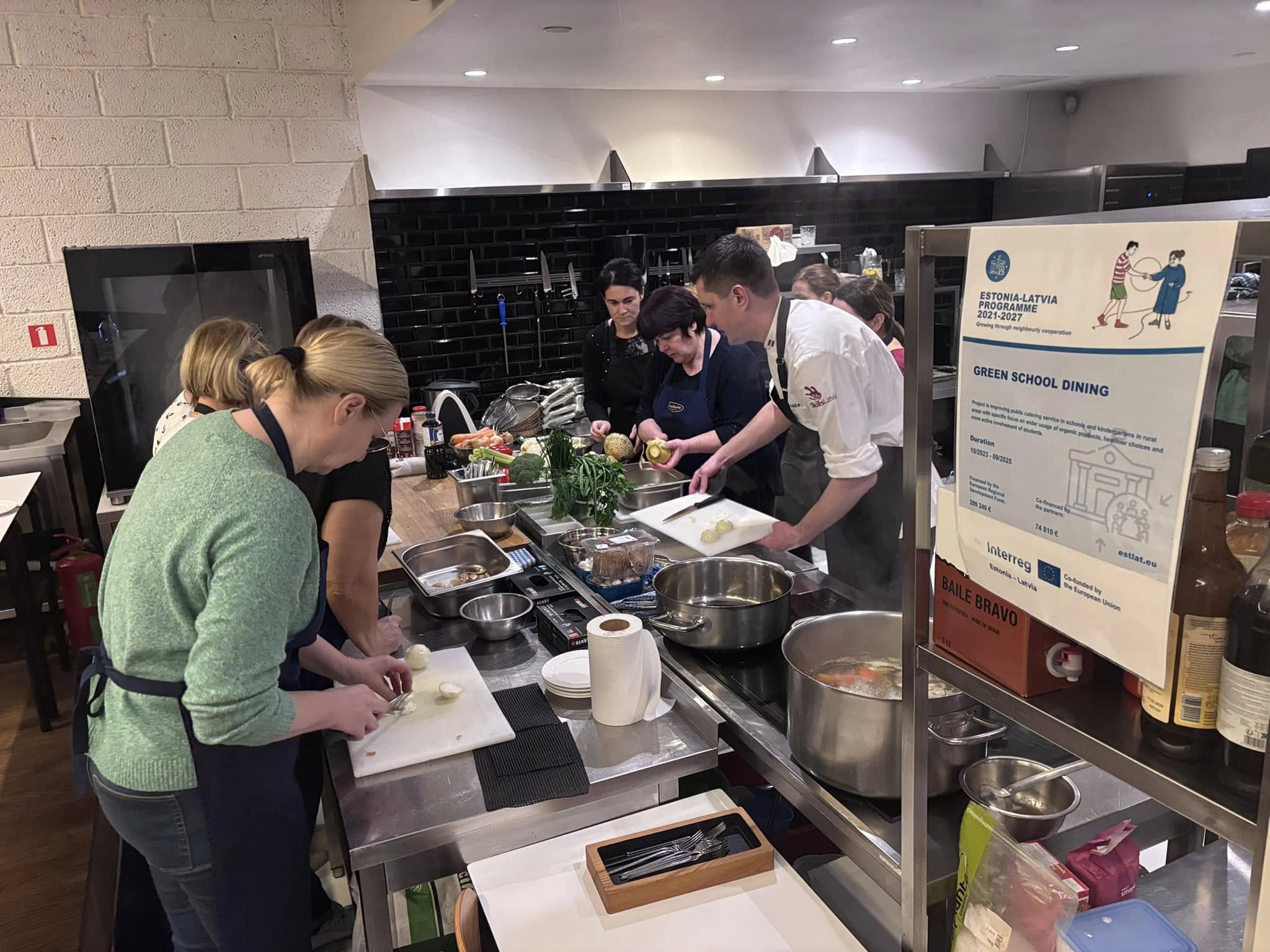 Green School Dining: Smiltene school chefs learning new recepies