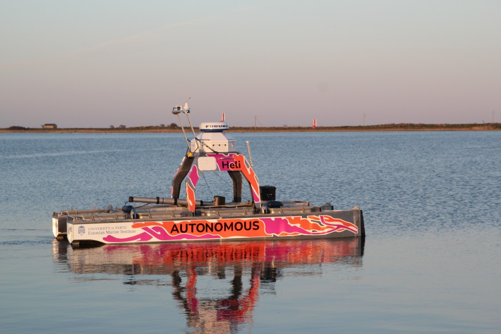 AutoFish_USV_Heli_Autor_Elor_Sepp.JPG